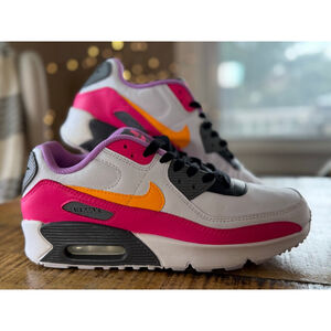 Women's Nike Air Max 90 Sneakers Size 8.5 Women’s - 7 Youth White Pink Orange